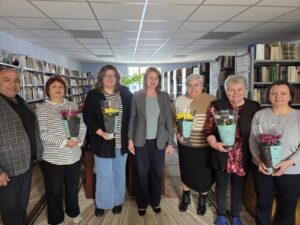 Președinta raionului Șoldănești, Aliona PÎNZARI, a felicitat bibliotecarii cu prilejul Zilei Bibliotecarului în Republica Moldova