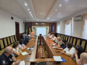 Atelier de informare la Șoldănești: „Cum pot cetățenii și autoritățile publice locale să curețe spațiul informațional al comunității: dezinformare, escrocherii și propagandă”
